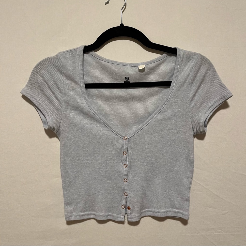 Ribbed Button Crop Top